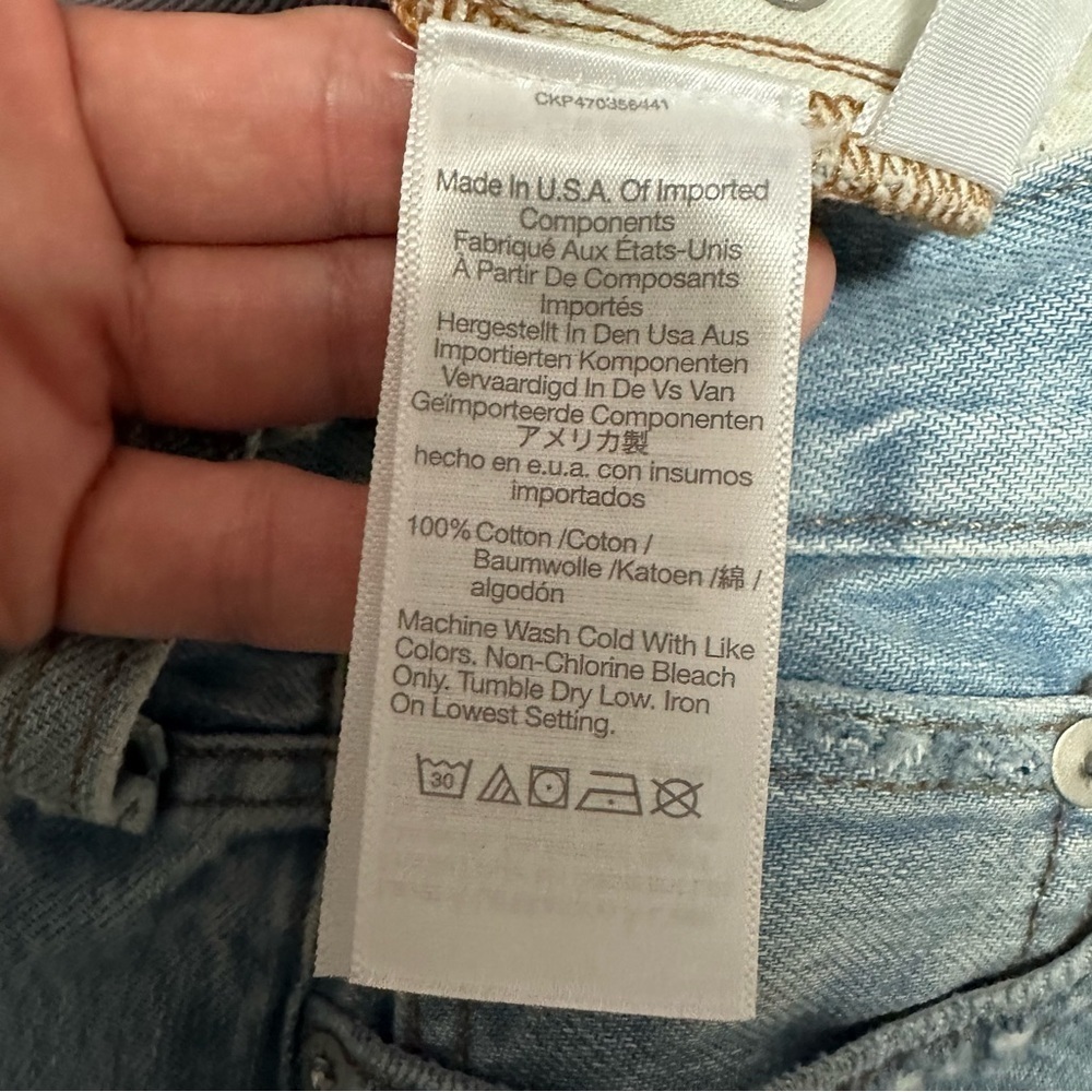 Madewell The Perfect Vintage Jean in Grandbay Wash: Ripped Edition - Picture 10 of 12